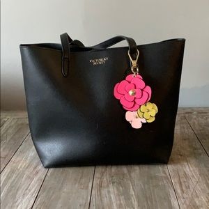 VICTORIA’S SECRET small tote